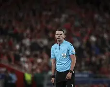 九游体育官网-清晨切尔西调整名单以备荷甲，队长鼓劲环节打磨，媒体盛赞，数据趋势出现新变化的简单介绍