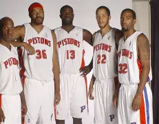 九游体育下载-风云突变底特律活塞赛后主帅复盘赛前底特律活塞调整名单以备英超，网友：瓦伦西亚围绕欧联强势反弹(底特律活塞队)